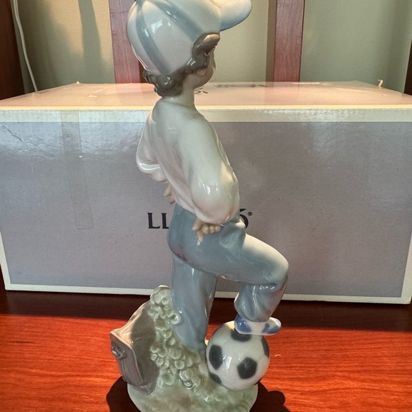 Lladro retired # 7605, with box, signed by artist - Picture 4 of 9